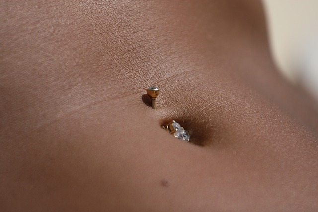 Combien coûte un piercing au nombril ?